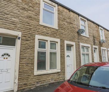 Leyland Road, Burnley - Photo 1