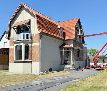 Woning met drie slaapkamers en mancave boven de garage - Photo 3