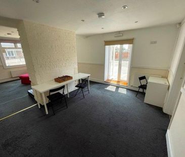 5 bedroom house share to rent - Photo 2