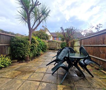 3 bedroom terraced house to rent - Photo 2