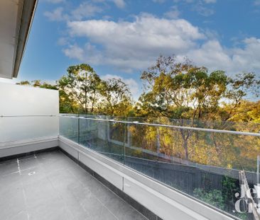 1/2 Donald Avenue, Essendon - Photo 6