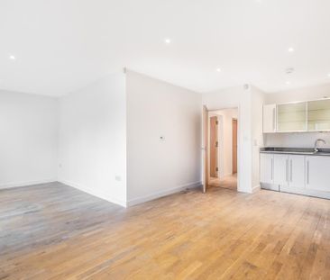 2 bedroom flat to rent - Photo 6