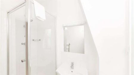 39 HILL STREET, W1J, London - Photo 3