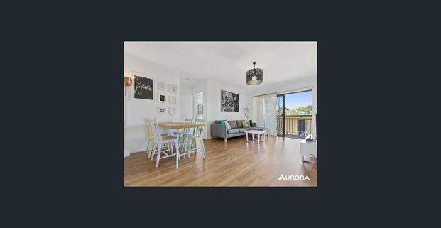 Convenient Apartment Living in the Heart of Greenslopes - Photo 1