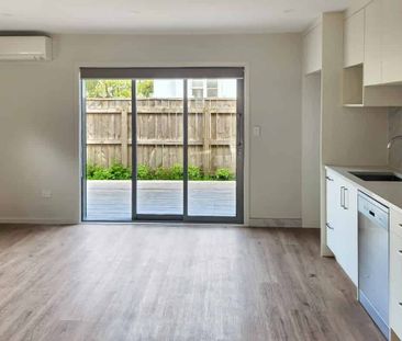 Waterloo Living - Photo 1