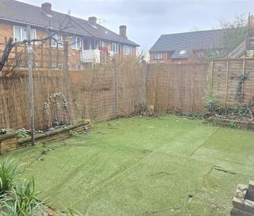 2 bedroom maisonette to rent - Photo 6