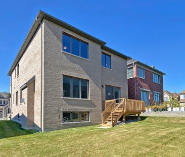 For Lease - 231 Sikura Circle, Aurora, Ontario - Photo 1