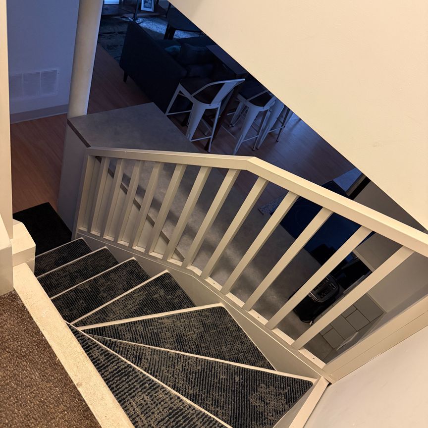 For Lease - 2 Coates Avenue, Toronto, Ontario - Photo 1