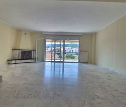 Μεζονέτα για ενοικίαση - Πεύκα, - Photo 1
