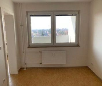 Beste Aussicht ins Grüne mit Balkon und Aufzug! - Photo 3