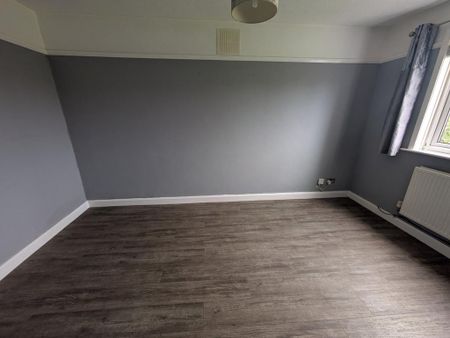 2 bedroom bungalow to rent - Photo 3