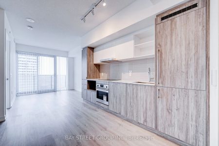 138 Downes Street #4105 - Photo 5