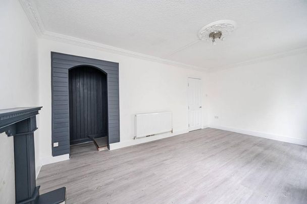 3 bedroom maisonette to rent - Photo 1