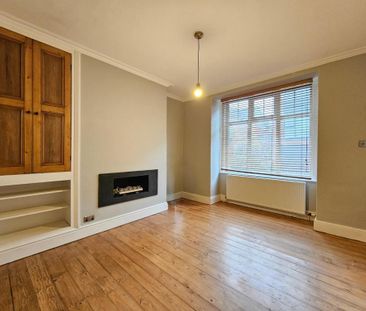 3 bedroom end of terrace house to rent - Photo 5