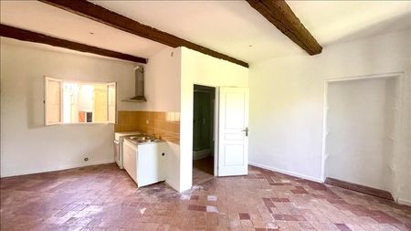 1 pièce - 29,85 m² - 2ème étage - Colocation non autorisée - Photo 4