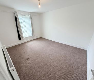 2 bedroom end of terrace house to rent - Photo 6