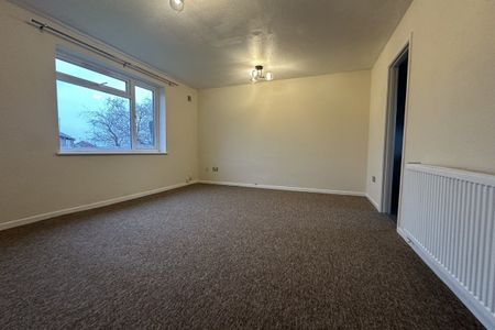 Gatcombe Drive, Stoke Gifford, BRISTOL - Photo 2