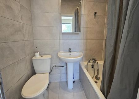 Studio Flat, Beulah Road, CR7 - Photo 5