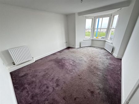 The Front, Seaton Carew, Hartlepool - Photo 5