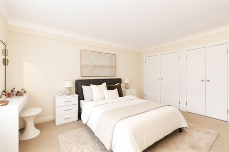 Delightful, Bright, Well Located One Bedroom Apartment - Photo 3
