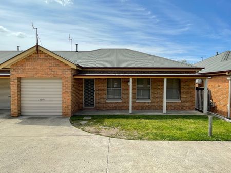 Home For Rent - Photo 3