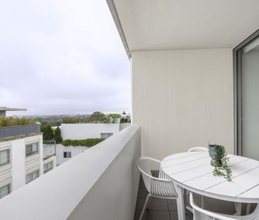 422 / 801 New Canterbury Road - Photo 2