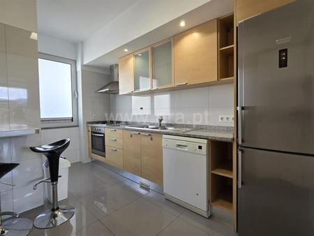 Apartamento T2 - Photo 2