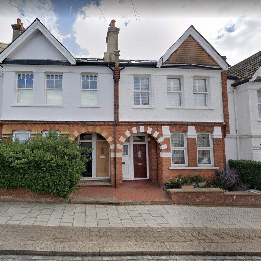 2 Bed Flat, Salterford Road, SW17 - Photo 1