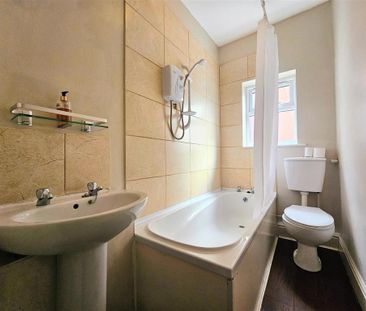 2 bedroom apartment to rent - Photo 6