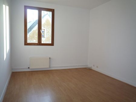 Location Appartement 3 pièces 58m² - Photo 2