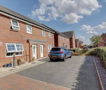 3 bedroom semi-detached house to rent - Photo 5