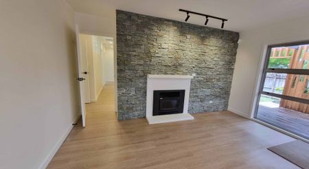 Funk family house - Photo 4