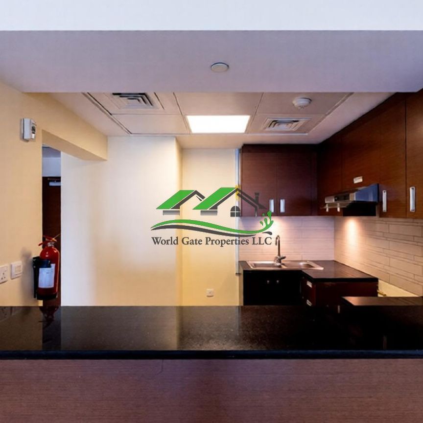 City View High Floor | 2BR APT | Ready To Move - Photo 1