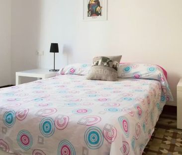 Carrer d'Aragó, Barcelona, Catalonia 08009 - Photo 3