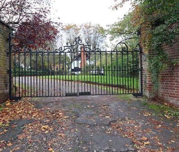 Fittocks Gate Lodge High Street, Cheveley, Newmarket, CB8 - Photo 4