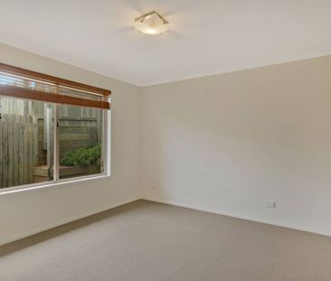 IMMACULATE THREE-BEDROOM HOME - Photo 1