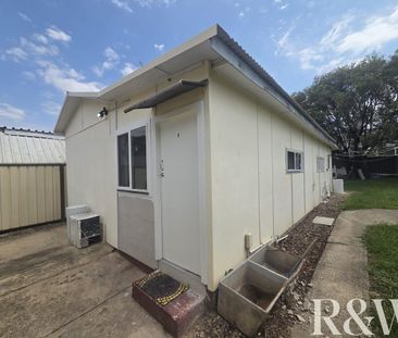 Freshly Renovated 2 Bedroom Granny Flat - Photo 3