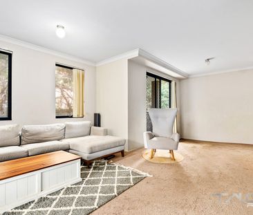 PREMIUM WESTMEAD LIVING! - Photo 6