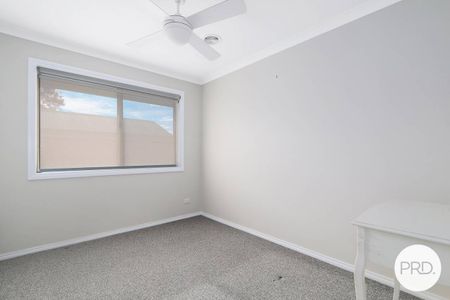 PERFECTLY LOCATED - Photo 2