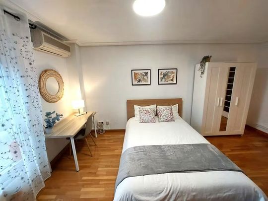 Avenida de España, Coslada, Community of Madrid 28821 - Foto 1