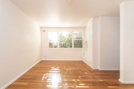 Freshwater, 1/48 Carlton Street - Photo 3