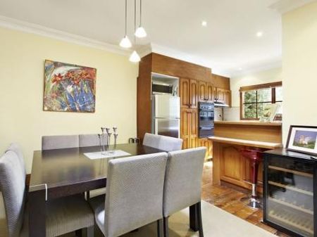 9 Victoria Road HAWTHORN EAST - Photo 2