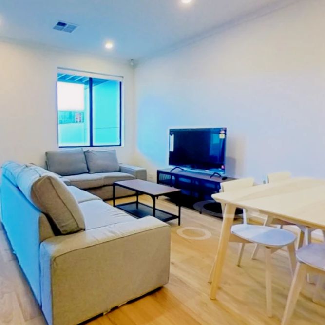 Secondary room in 3b3b*10 - Photo 1