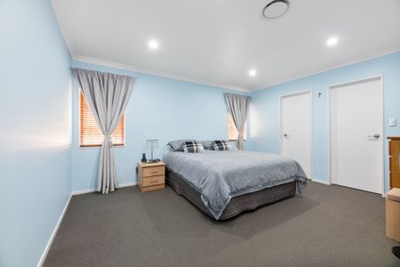 Family home in Western Heights School Zone - Photo 3