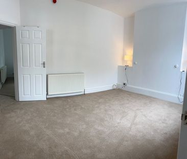 1 Bed Flat, South Croydon, CR2 - Photo 4