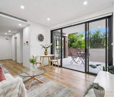 Sunny, Spacious, Ground Floor Apartment - Photo 3