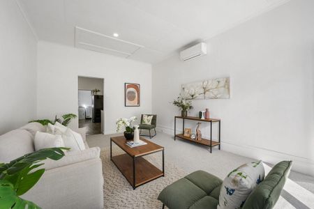 Four-Bedroom Character Home with Spectacular Views - Photo 5