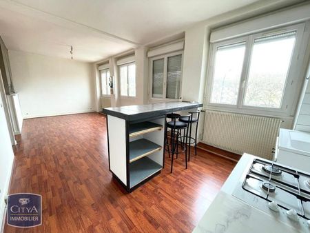 Location Appartement 1 pièce 47m² ST PRIEST EN JAREZ 42270 - Photo 2
