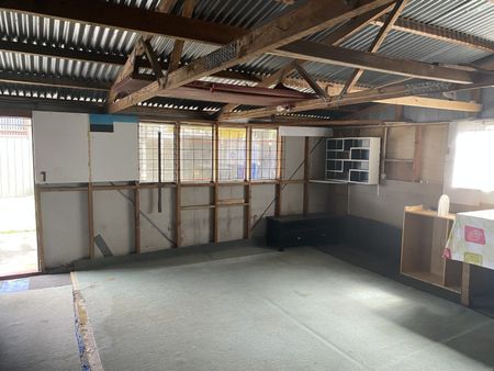 8 Freyberg Avenue, Papatoetoe - Photo 5