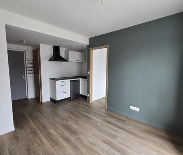 Location Appartement 2 pièces 41m² NANCY 54000 - Photo 2